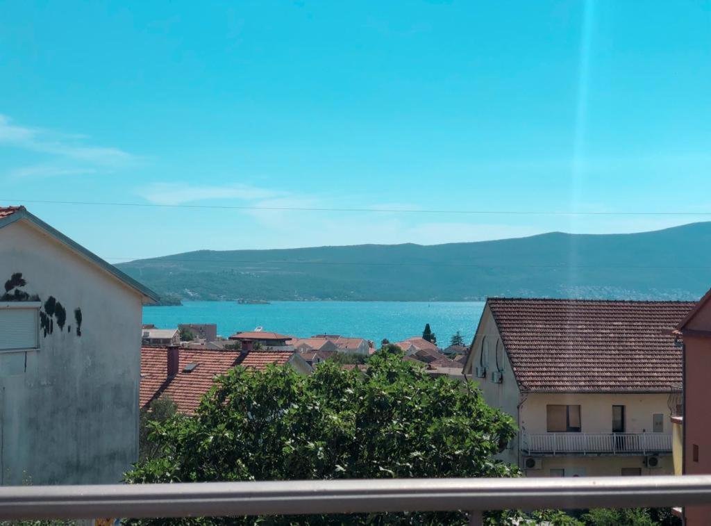 Apartmani Cupara Tivat Kültér fotó