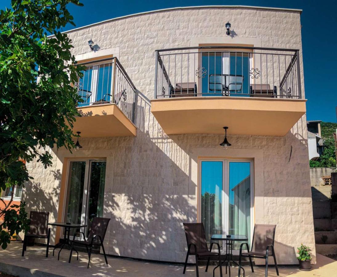 Apartmani Cupara Tivat Kültér fotó